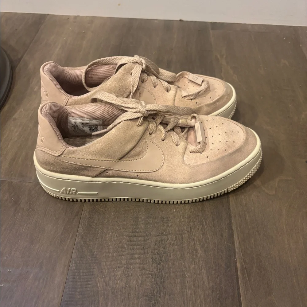 Nike Air Force Ones Low-Top Sneakers in Blush Pink and Cream - Picture 1 of 6